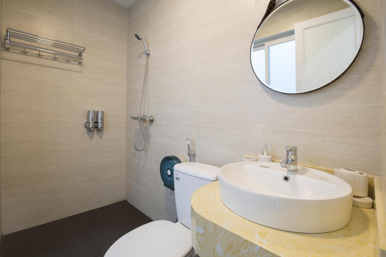D'Annam Hostel Hanoi Bagian luar foto